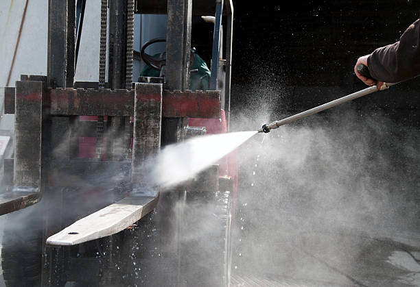 Best Concrete Pressure Washing  in Ladue, MO